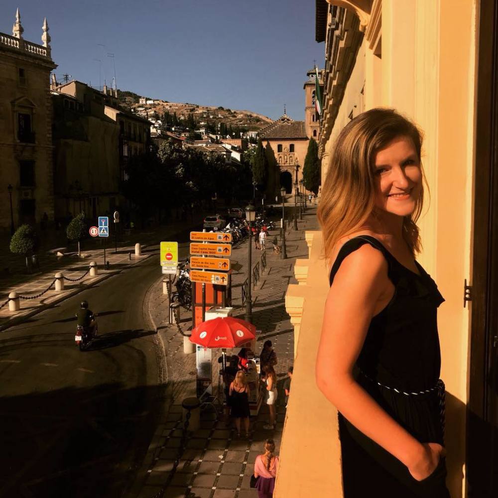 Meet your Posher, Danielle